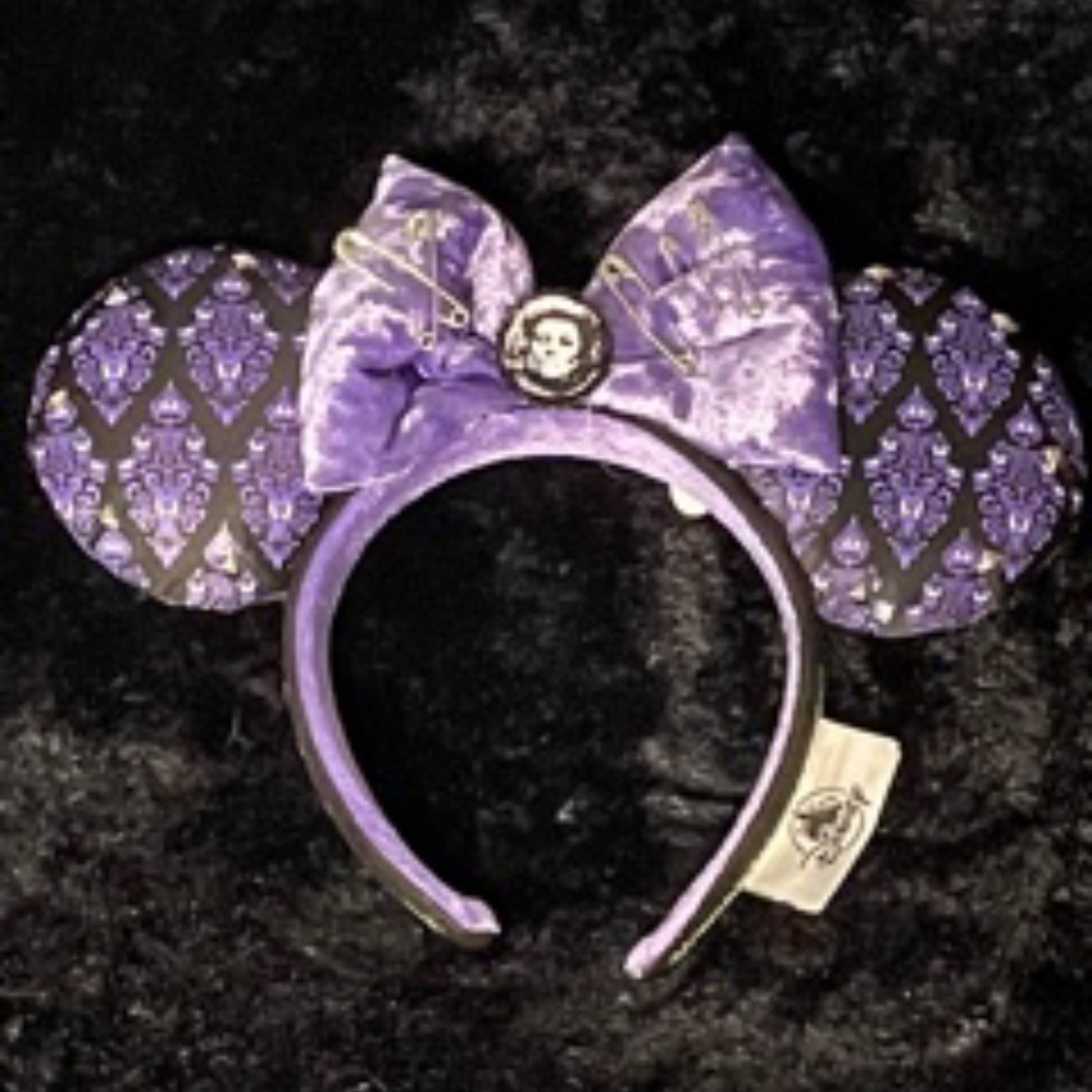 Disney 2021 Haunted Mansion Madame Ears